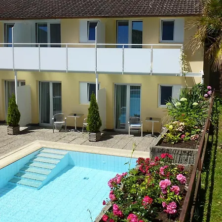 Отель Alpenblick Garni