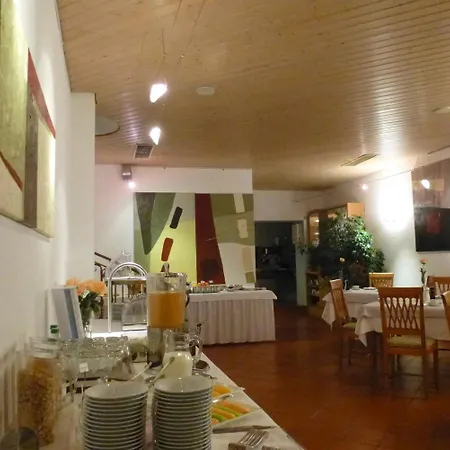 Отель Alpenblick Garni Иберлинген