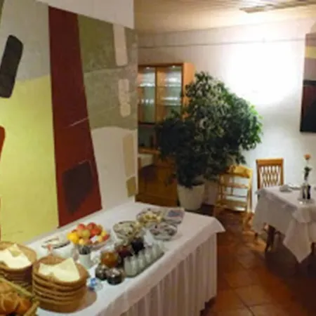 Hotel Alpenblick Garni Uberlingen