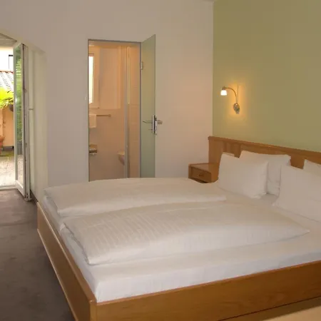 Hotel Alpenblick Garni Uberlingen